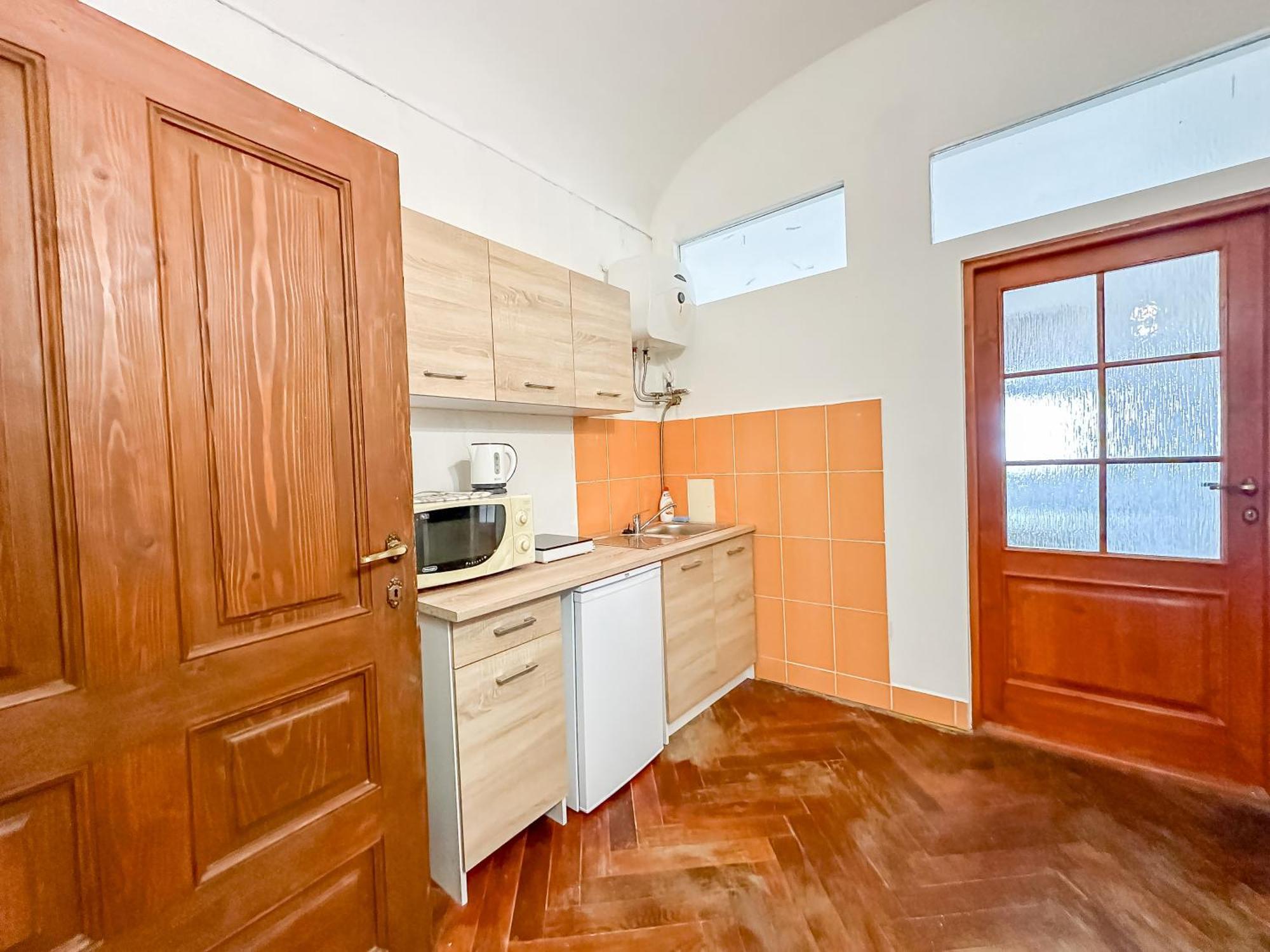Old Town Apt. A/C And Parking Banska Bystrica Exterior photo